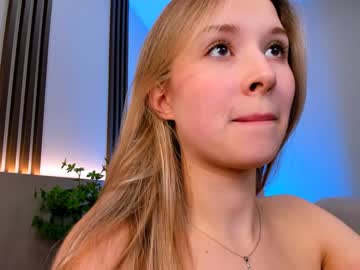 webcam girl milablush live cam image #5881217