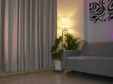 webcam girl lilithhfosterr live cam image #12869352