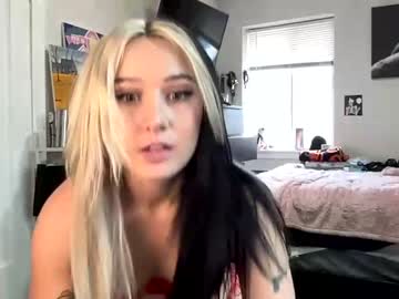 webcam girl charlybarbie live cam image #8906710