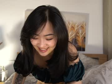 webcam girl refined_style live cam image #9079193