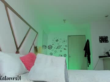 webcam girl camilalovers01 live cam image #4741945