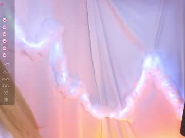 webcam girl alisia_spinnet live cam image #12123613