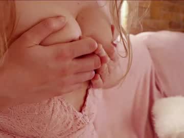 webcam girl clementine__ live cam image #6089900