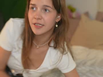 webcam girl eli_sun live cam image #8480911