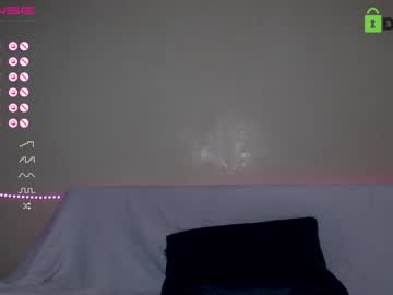 webcam girl fallen_angel_18 live cam image #5704788