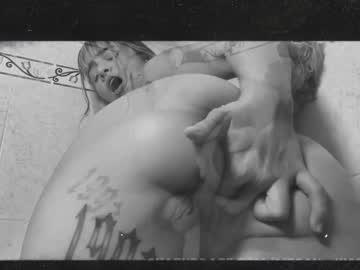 webcam girl megan_world live cam image #1995634