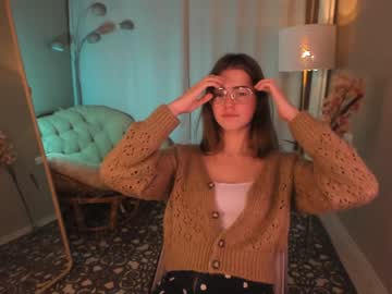 webcam girl zlata_luna live cam image #536447