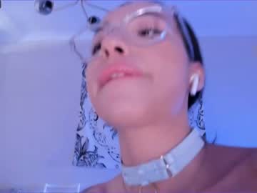 webcam girl uhhottie live cam image #7377725