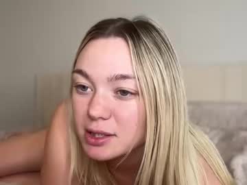 webcam girl dmaxkenz live cam image #10951220