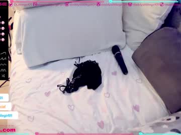 webcam girl daddyslittlegirl01 live cam image #2547090