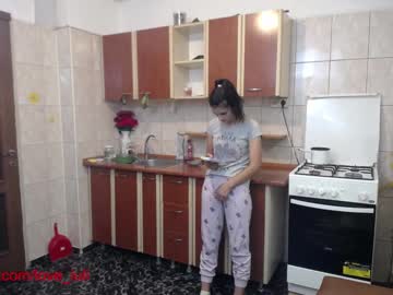 webcam couple iuliana32 live cam image #355497