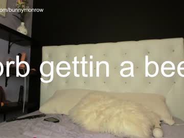 webcam girl bunnymonrow live cam image #2371191