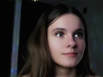 webcam girl lorettadunnell live cam image #11231441
