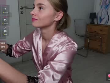 webcam girl abby_laker live cam image #11215083