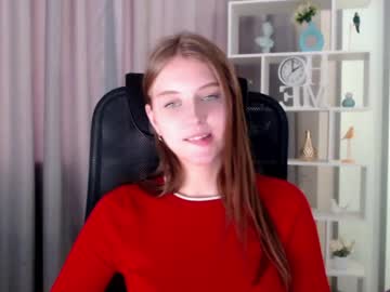 webcam girl lilliasweety live cam image #2360754
