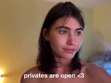 webcam girl oofbabe__ live cam image #12239339