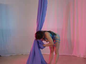 webcam girl kittycaitlin live cam image #9943626