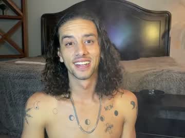webcam man makingmoans live cam image #6429854