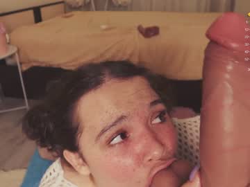webcam girl chery_lady22 live cam image #6879898