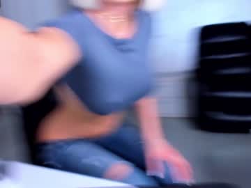 webcam girl ingridblondy94 live cam image #9473633