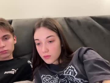webcam couple luis7777hui live cam image #8523738