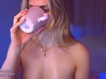 webcam girl emmber live cam image #3670754