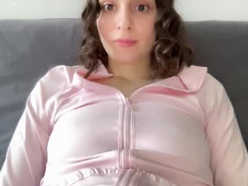 webcam girl wonderland_stia live cam image #12416137