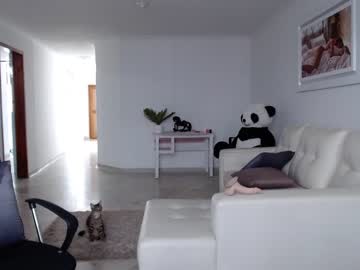 webcam girl lulu_lopez live cam image #307488