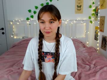 webcam girl ambertan1 live cam image #5054625