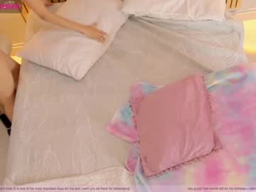 webcam girl little_effy18 live cam image #5665169