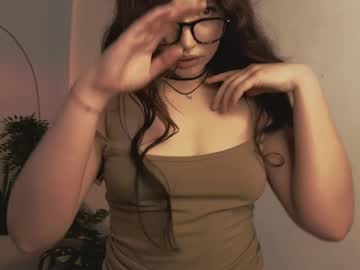 webcam girl thelacey live cam image #12358965