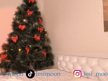 webcam girl lesi_moon live cam image #8039984