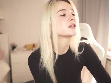 webcam girl daddystrouble live cam image #5448175