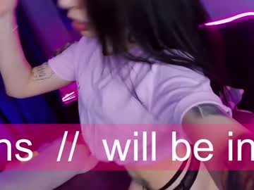 webcam girl lina_bitch live cam image #2866207