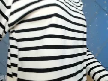 webcam girl aerri_lee live cam image #1388831