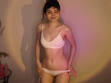 webcam girl chloewilliam_ live cam image #6250986