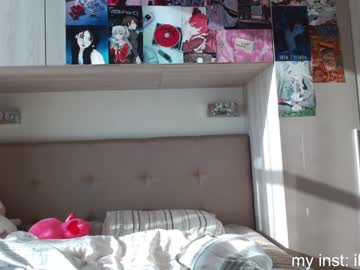 webcam girl elizabethbritanny live cam image #2748642