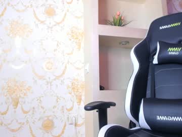 webcam girl haeun_lee live cam image #3138352