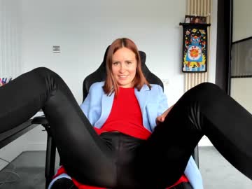 webcam girl eatmypie69 live cam image #3732483
