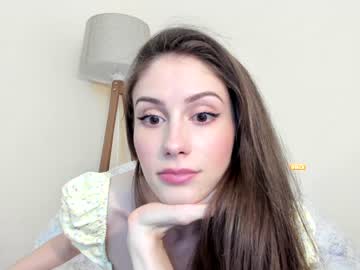 webcam girl snowww_white live cam image #3353477