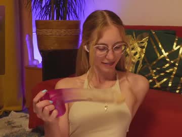 webcam girl girl_i_am live cam image #10431797