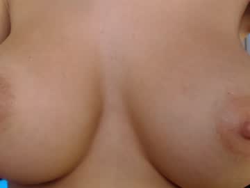 webcam girl motorboat_me live cam image #5468924