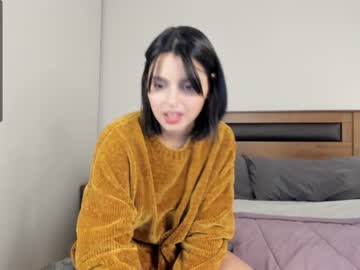 webcam girl yourfreakygirl live cam image #2588423