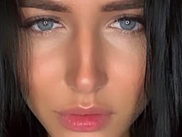 webcam girl cherry_beauty live cam image #4200378