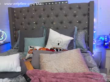 webcam girl theashleydaniels live cam image #3634875