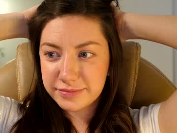 webcam girl ronny_ponny live cam image #8073734