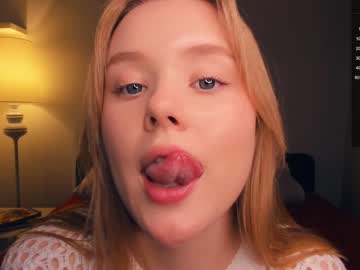 webcam girl sun_shiiine live cam image #6866781