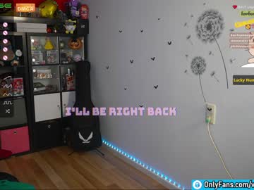 webcam girl veronikavonk live cam image #2502730
