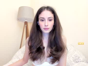 webcam girl snowww_white live cam image #3849170
