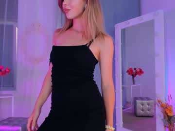 webcam girl emmi_rosee live cam image #9827045